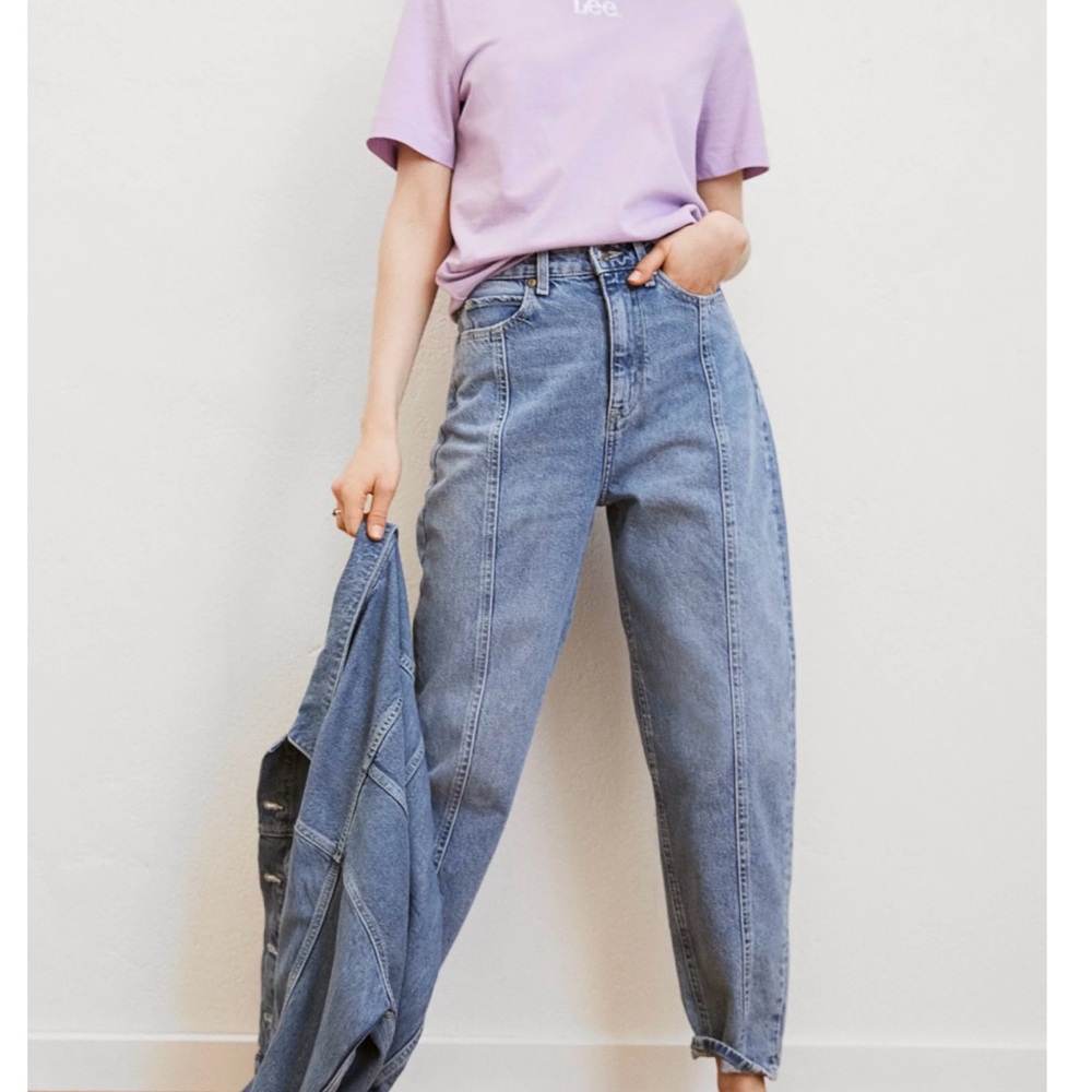 Lee X H&M high waisted denim ankle cut jean with center leg seam size 44 (10us)